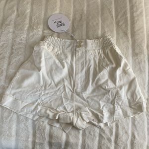 White/cream linen shorts